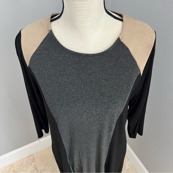 Karen Kane Gray Sheath Dress with Raglan Sleeves - Picture 3 of 11